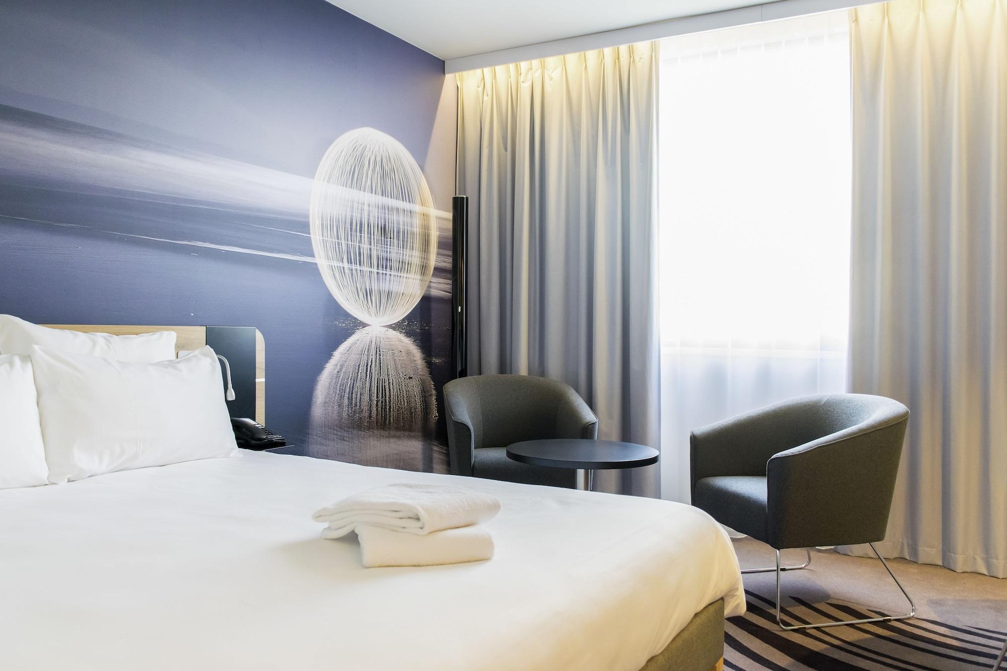 Novotel Limoges Le Lac Exterior photo